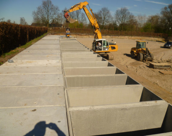 Arbeiten am Friedhof in Holland